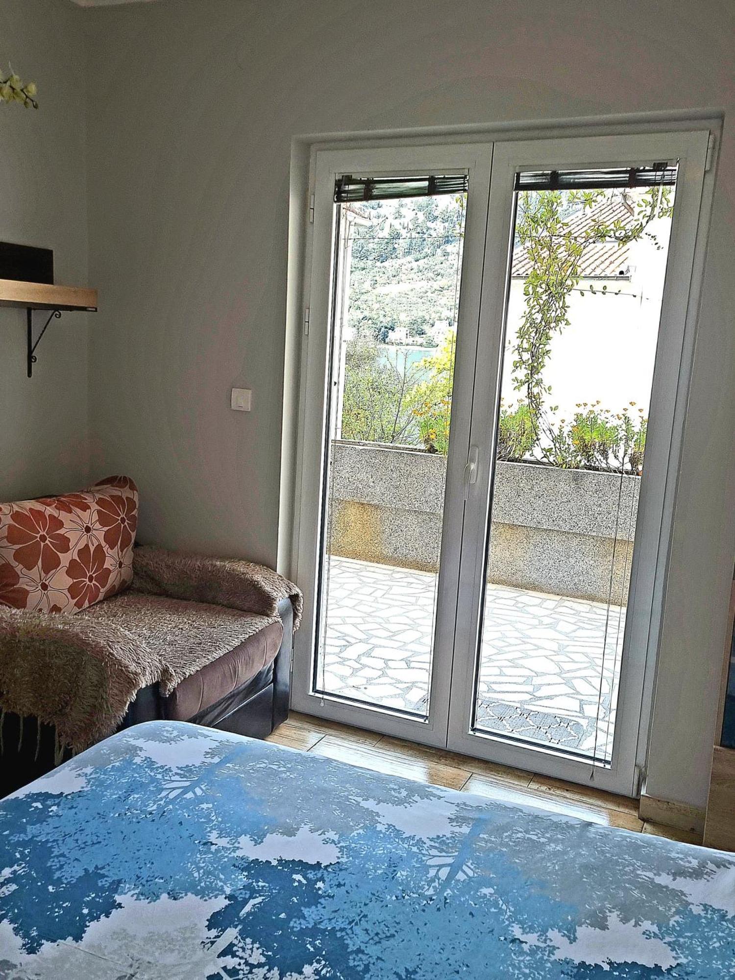 Apartments Krstos Place Kotor Zimmer foto